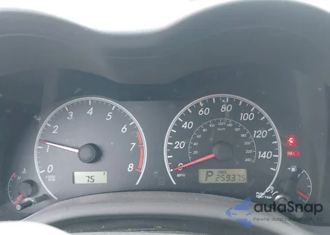 2010 Toyota Corolla z USA, uszkodzony, nr VIN 2T1BU4EE2AC265051